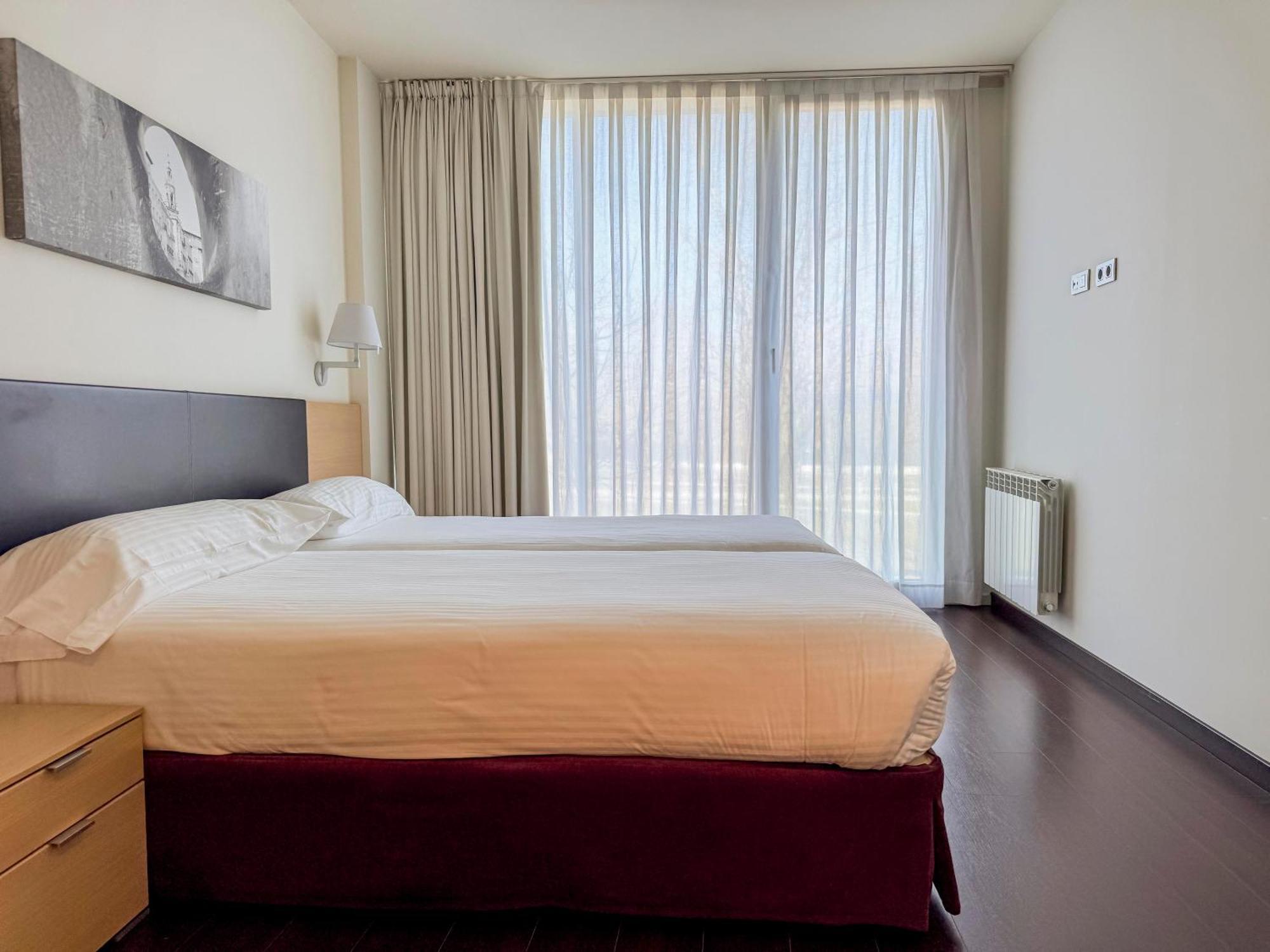 Hotel Jardines De Uleta Suites Vitoria-Gasteiz Exteriér fotografie