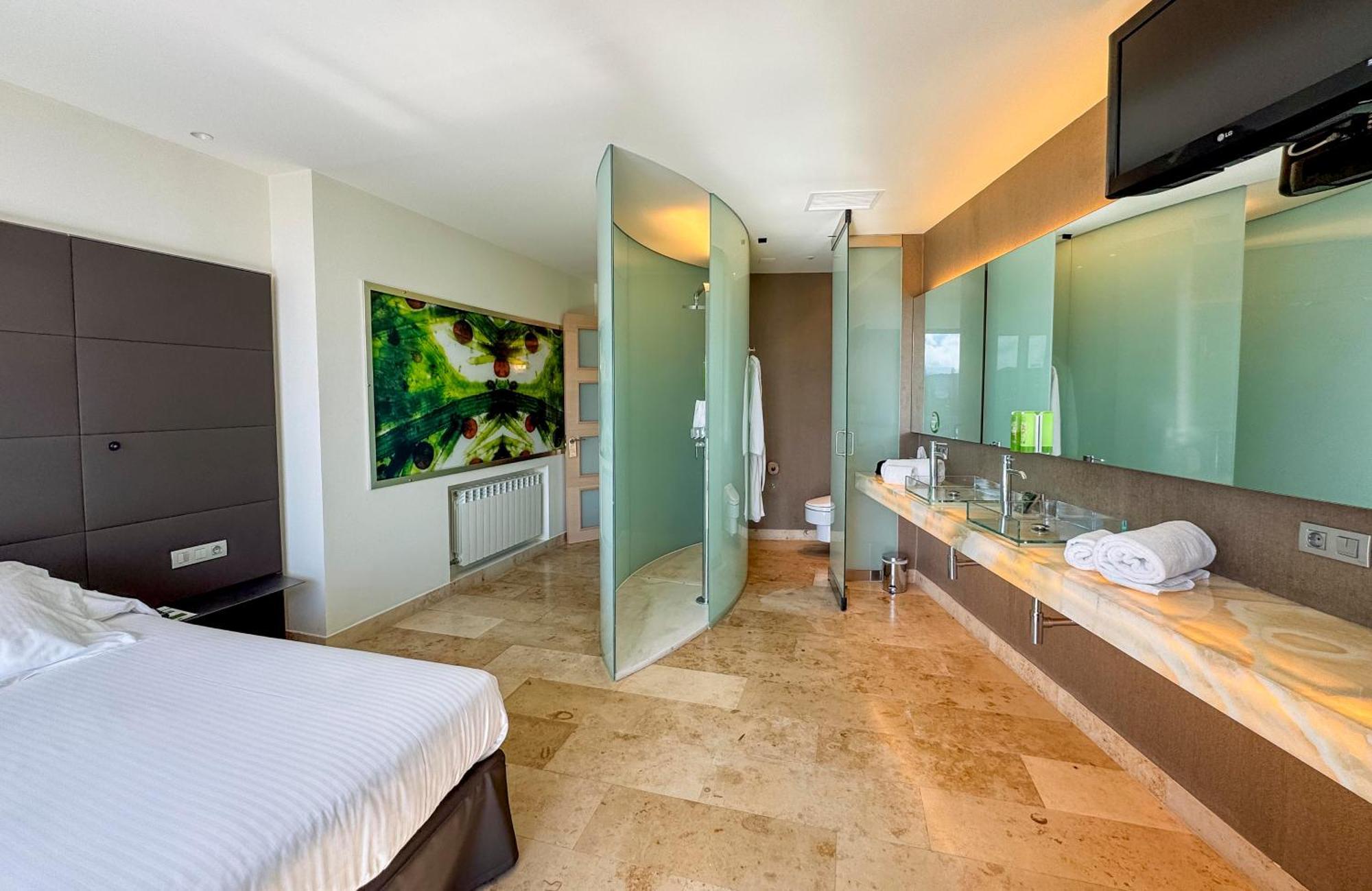 Hotel Jardines De Uleta Suites Vitoria-Gasteiz Exteriér fotografie